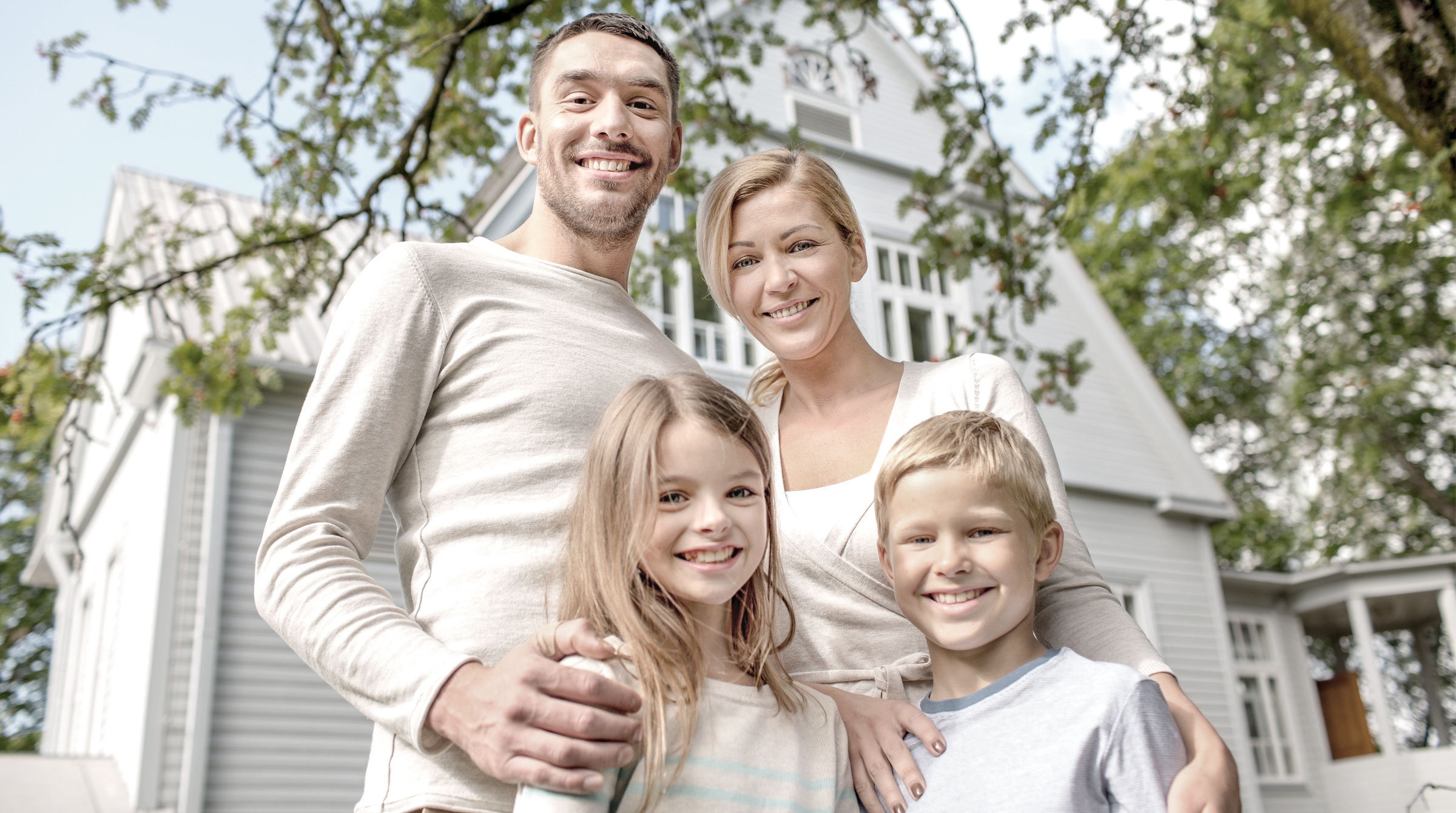 Mit der Gebäudeversicherung Ihr Zuhause absichern: Wir finden den optimalen Schutz für Ihre Immobile